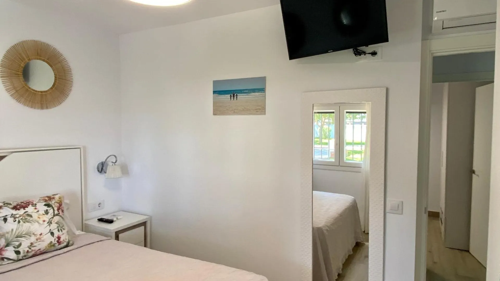 Moderno Apartamento Primera Linea Playa De La Barrosa By Chiclanadreams Chiclana de la Frontera Spain